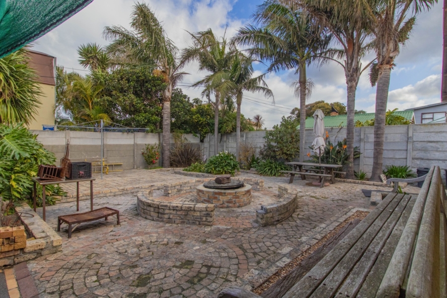 3 Bedroom Property for Sale in Kleinmond Western Cape